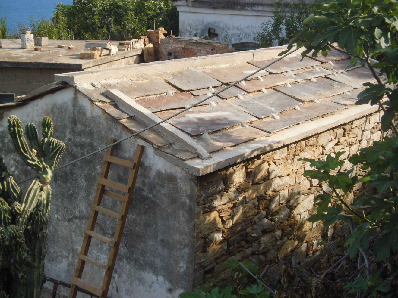 Detached Home for Sale in Xylosyrtis, Icaria image 2