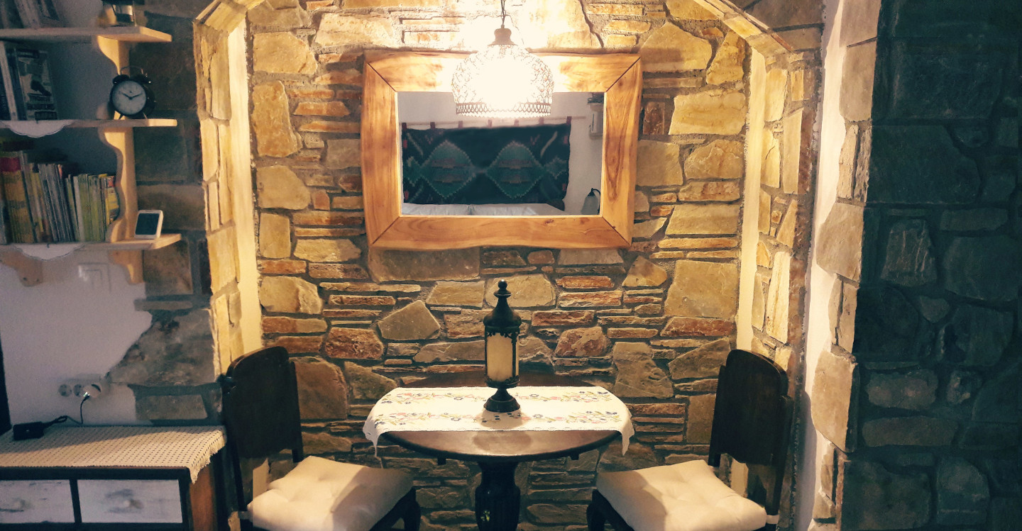 Traditional Stone House (1954), 40 sq.m., Fully Renovated, Makrinitsa, Pelion - Expansion Potential image 7