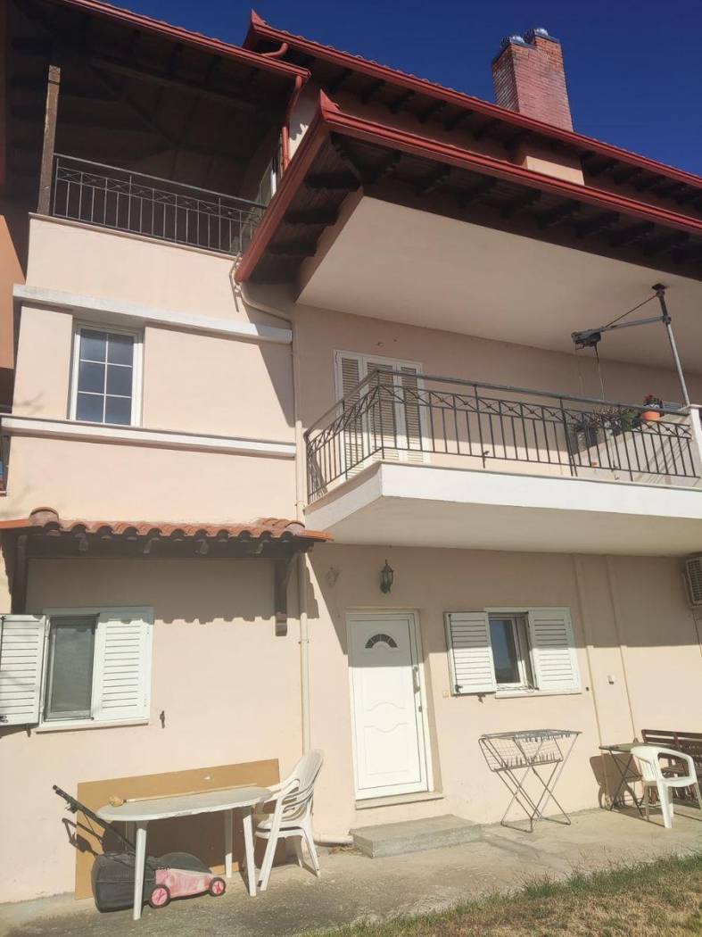 Duplex Περιβολιών, Peristera, Vasilika