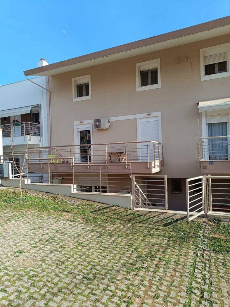 Duplex Ηρώων Πολυτεχνείου, 32, Center, Thermi