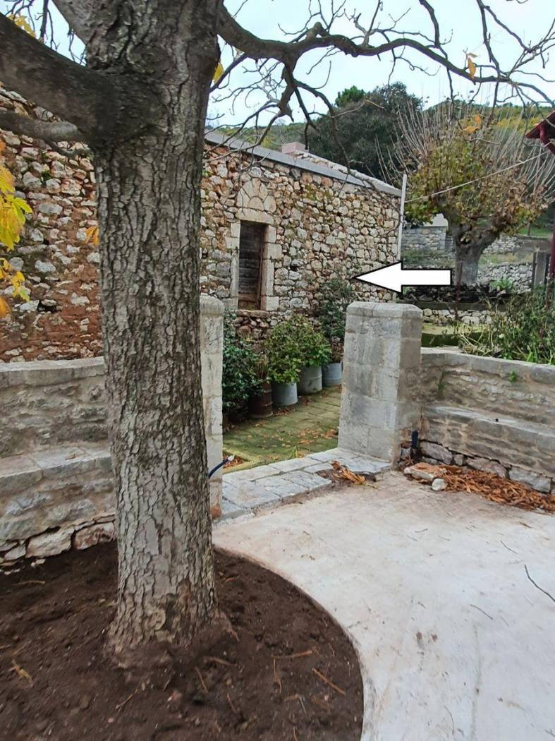 Building for Sale image 2