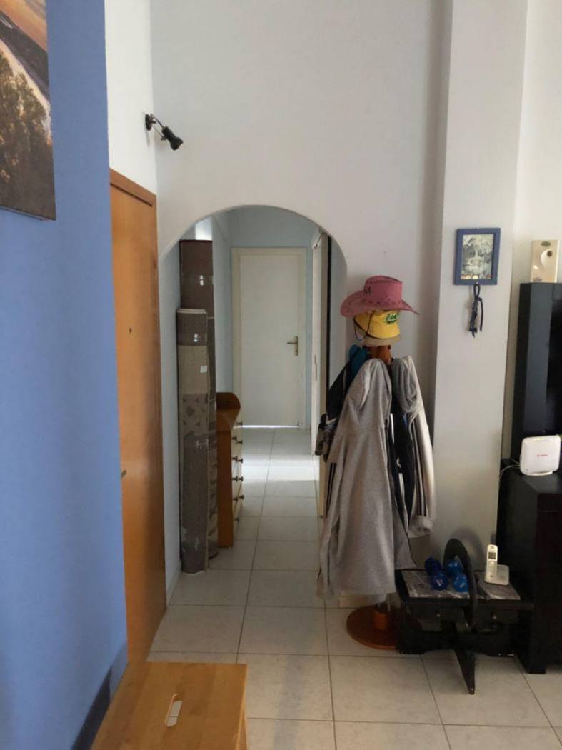 Studio Λεωφόρος Αιγαίου, 61, Silivainiotika, Akrata