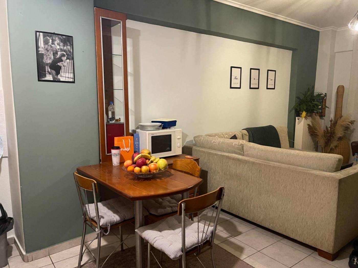 2-room flat Ουγκώ Βίκτωρος, 2, Center, Stavroupoli