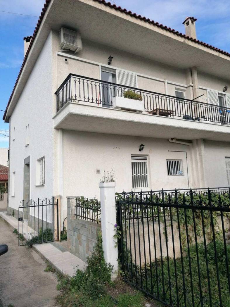 Penthouse Λέσβου, 8, Selinountas, Aigio