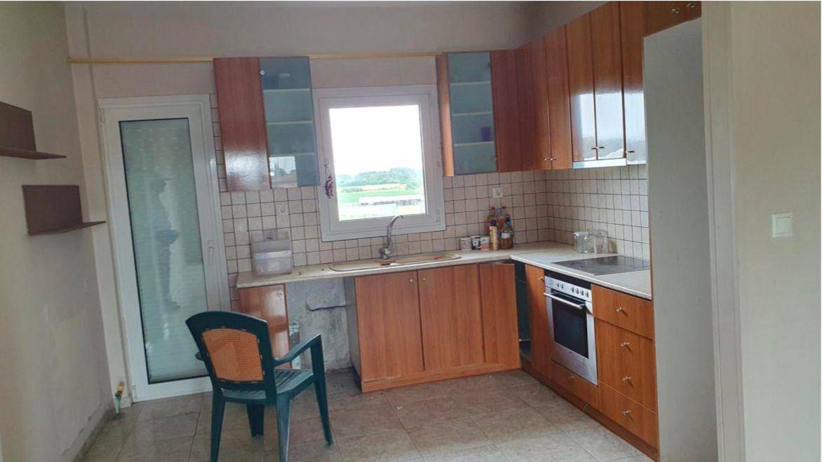 Penthouse Βουλγαροκτόνου, 20, Center, Chalkidona