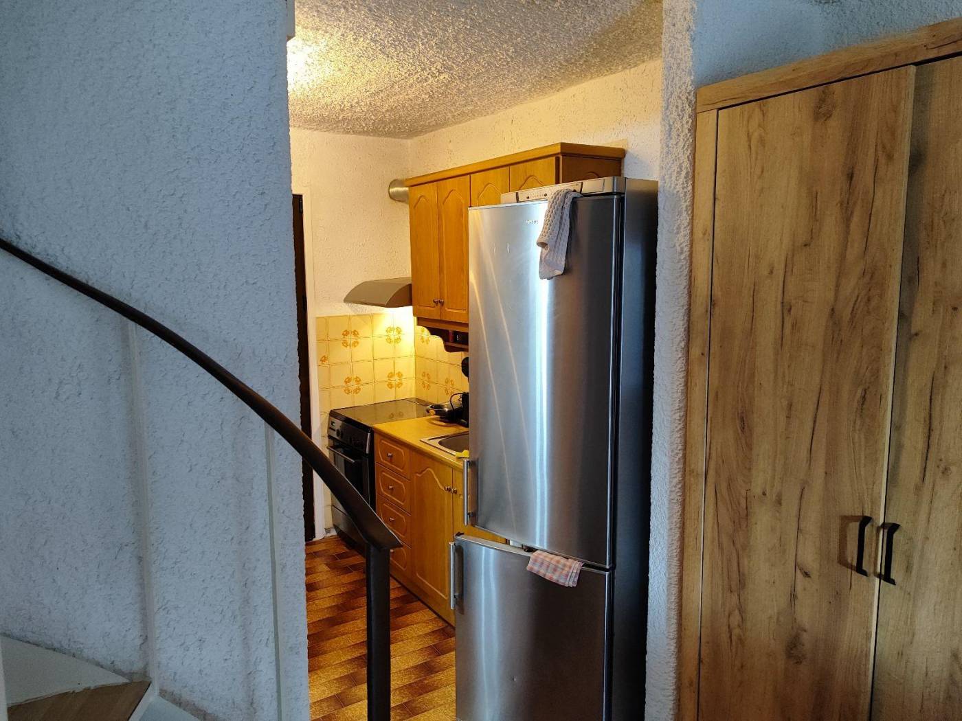 Building for Sale image 2