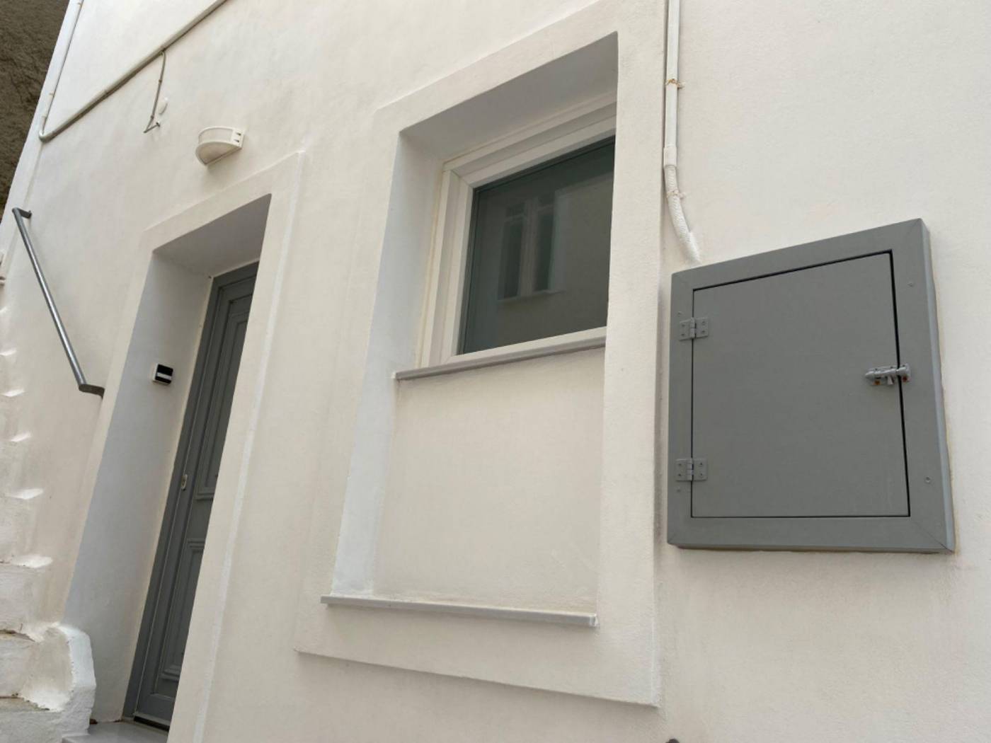 2-room flat Επ. Οδός Ερμούπολης-Άνω Μεριάς, Ano Siros, Syros image 2