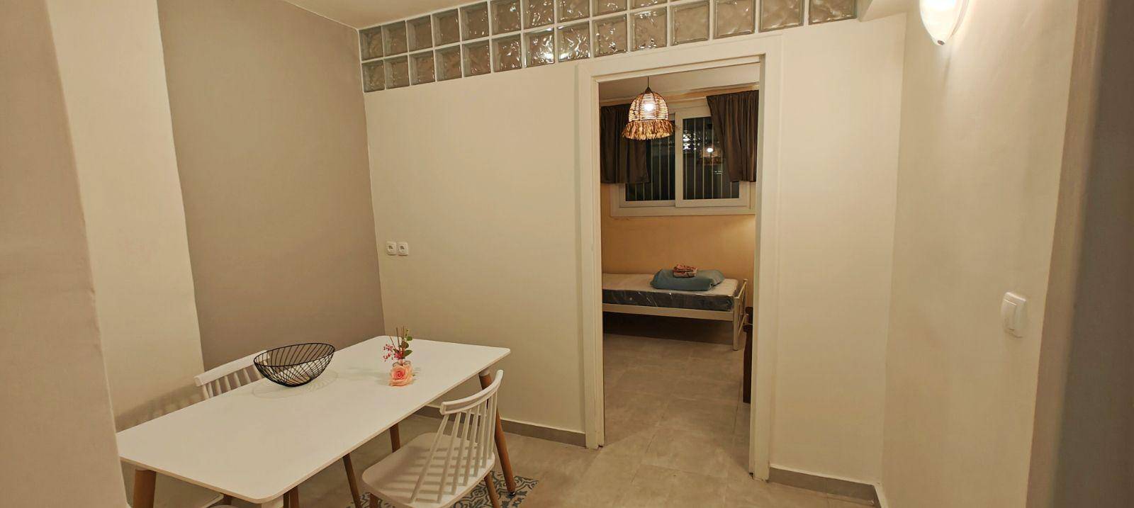 2-room flat Feraiou Riga, 46, Center, Patra image 2