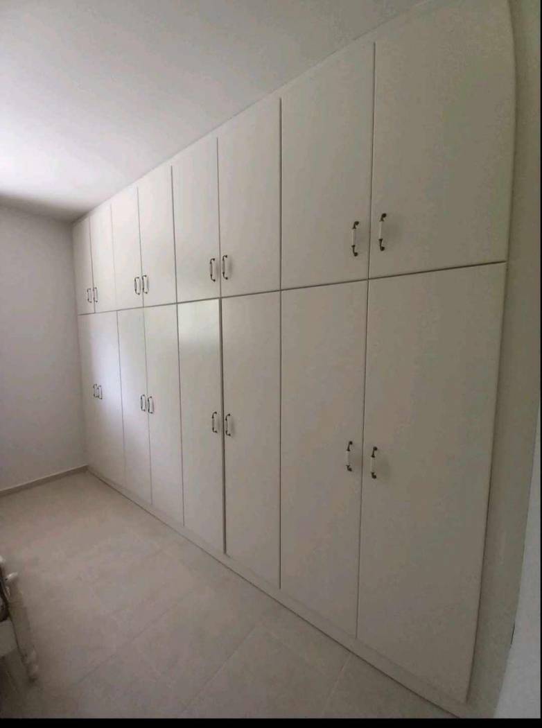 Building for Sale image 2