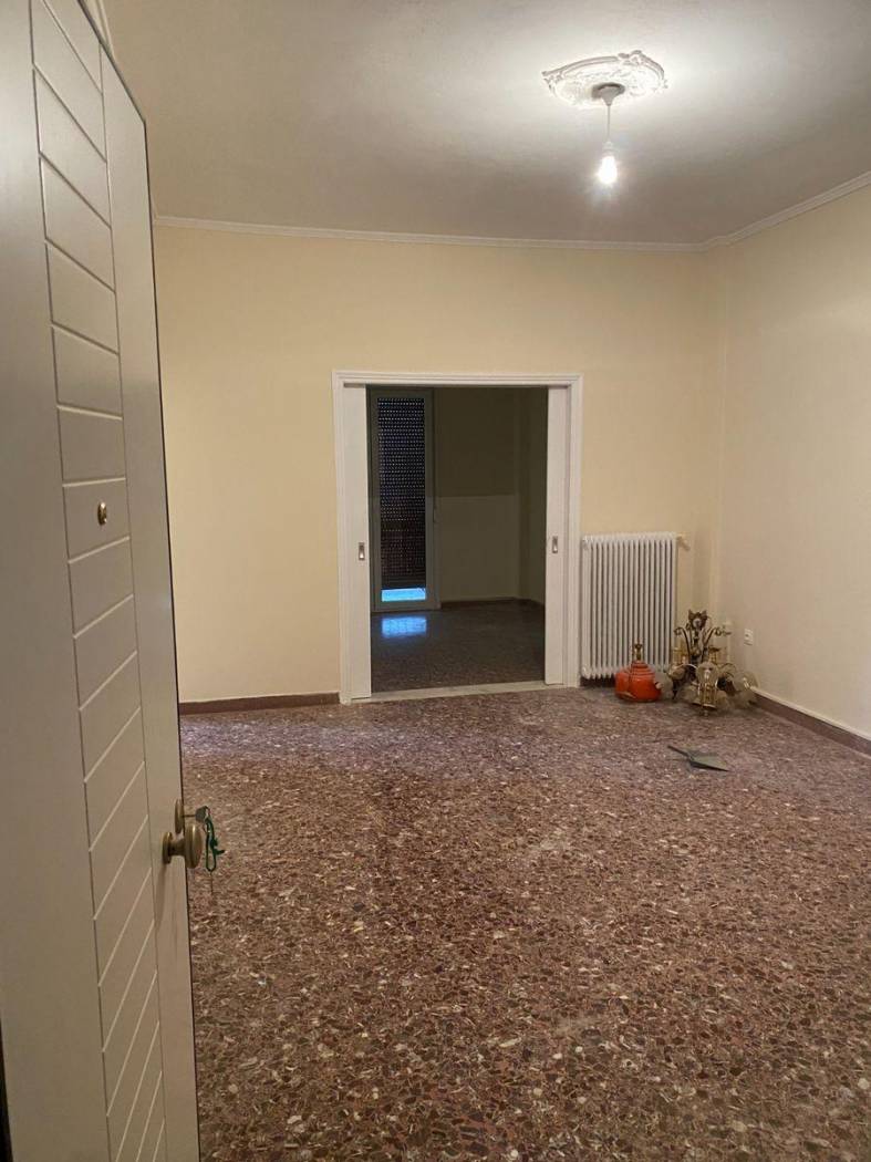 2-room flat Πλαπούτα, 20, Center, Tripoli