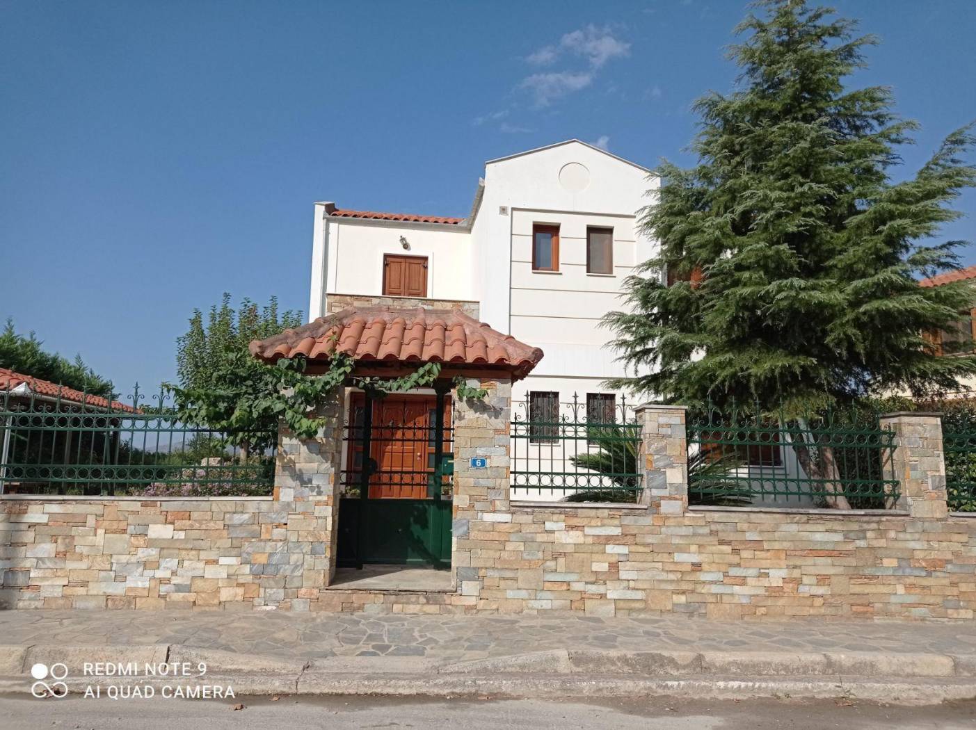 Duplex Αναπαύσεως, 6, Drakeia, Agria