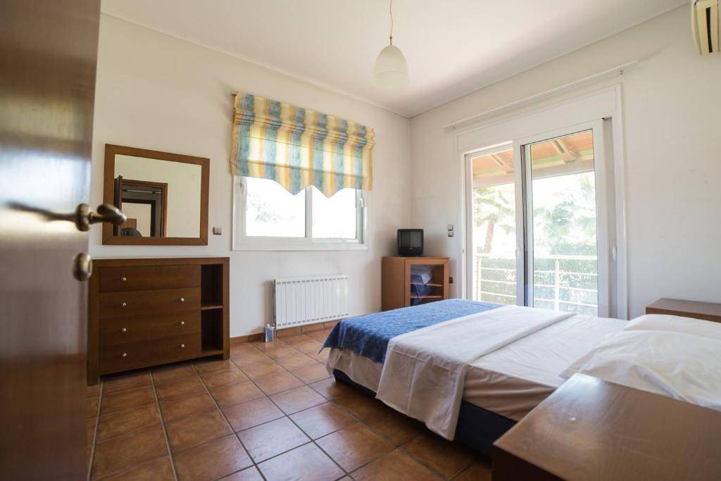 Single family villa Δεκελί, Center, Kalamata image 2