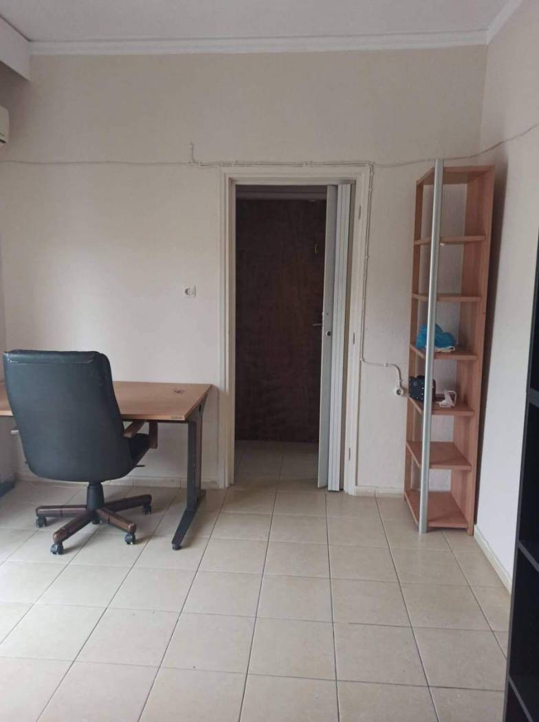 Penthouse Σαγγαρίου, 8, Center, Drama