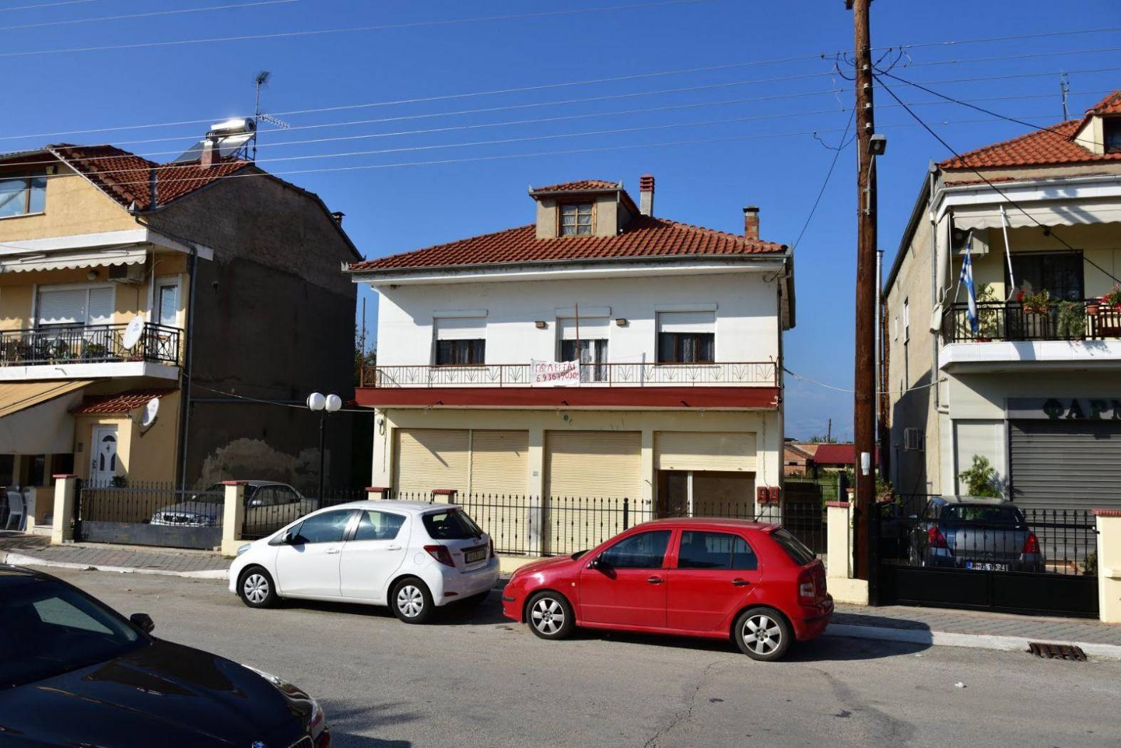 Penthouse Ανευ,, Nerofraktis, Kalampaki