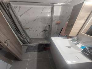 Building for Sale image 2