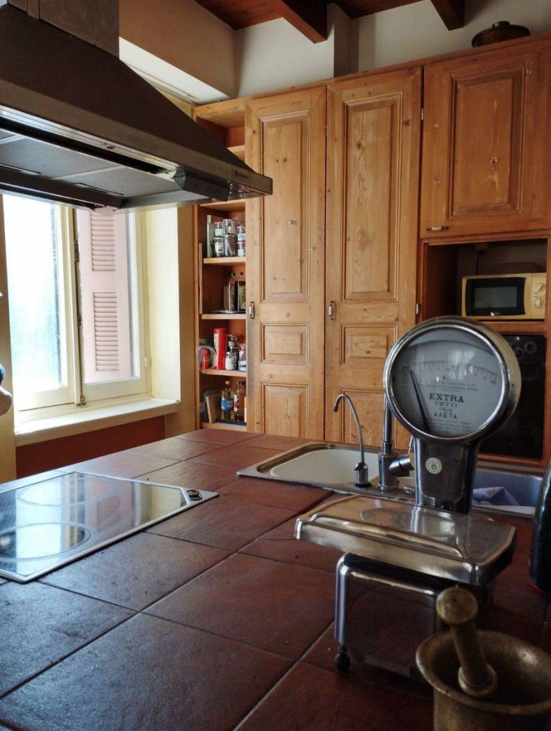 Building for Sale image 2