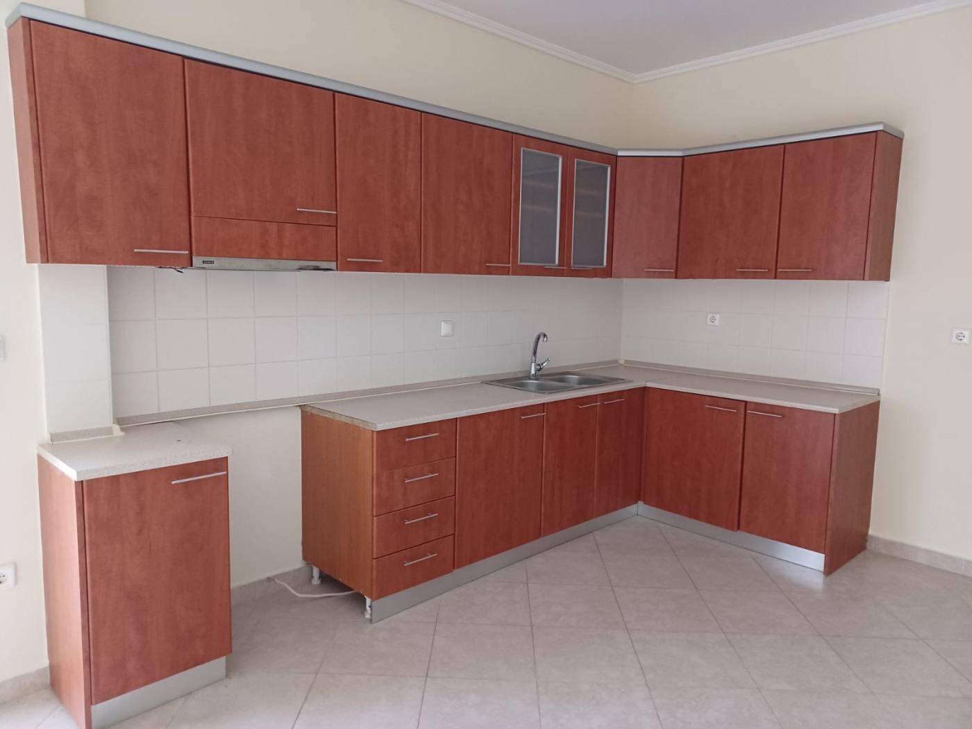 2-room flat Μιαούλη, 32, Center, Polikastro