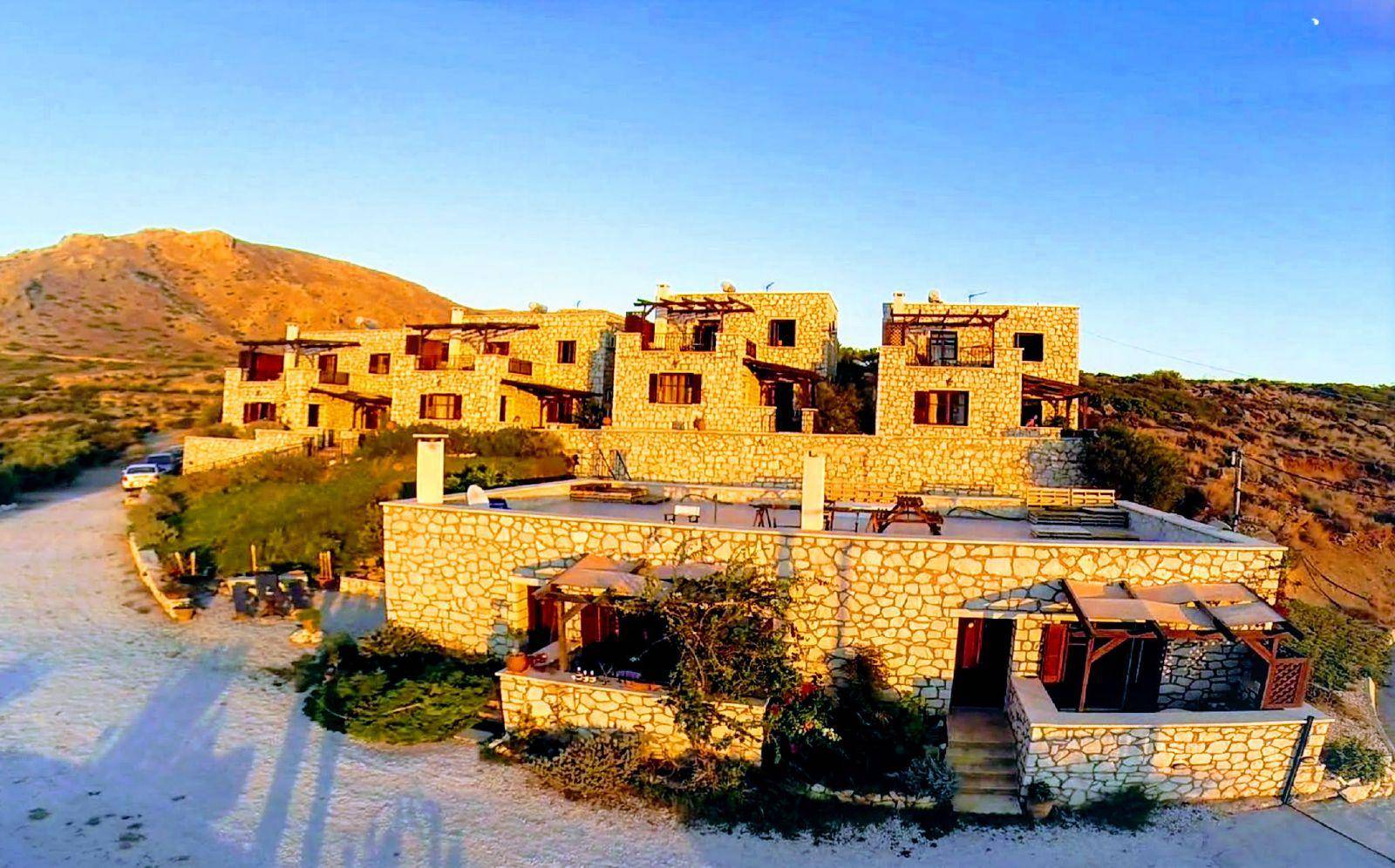 Duplex Λαγκάδα, Lithines, Makris Gialos