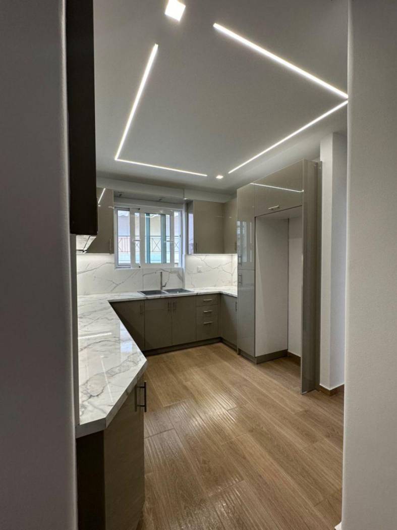 2-room flat 12ου Συντάγματος, 1, Sinora – Astinomika, Patra