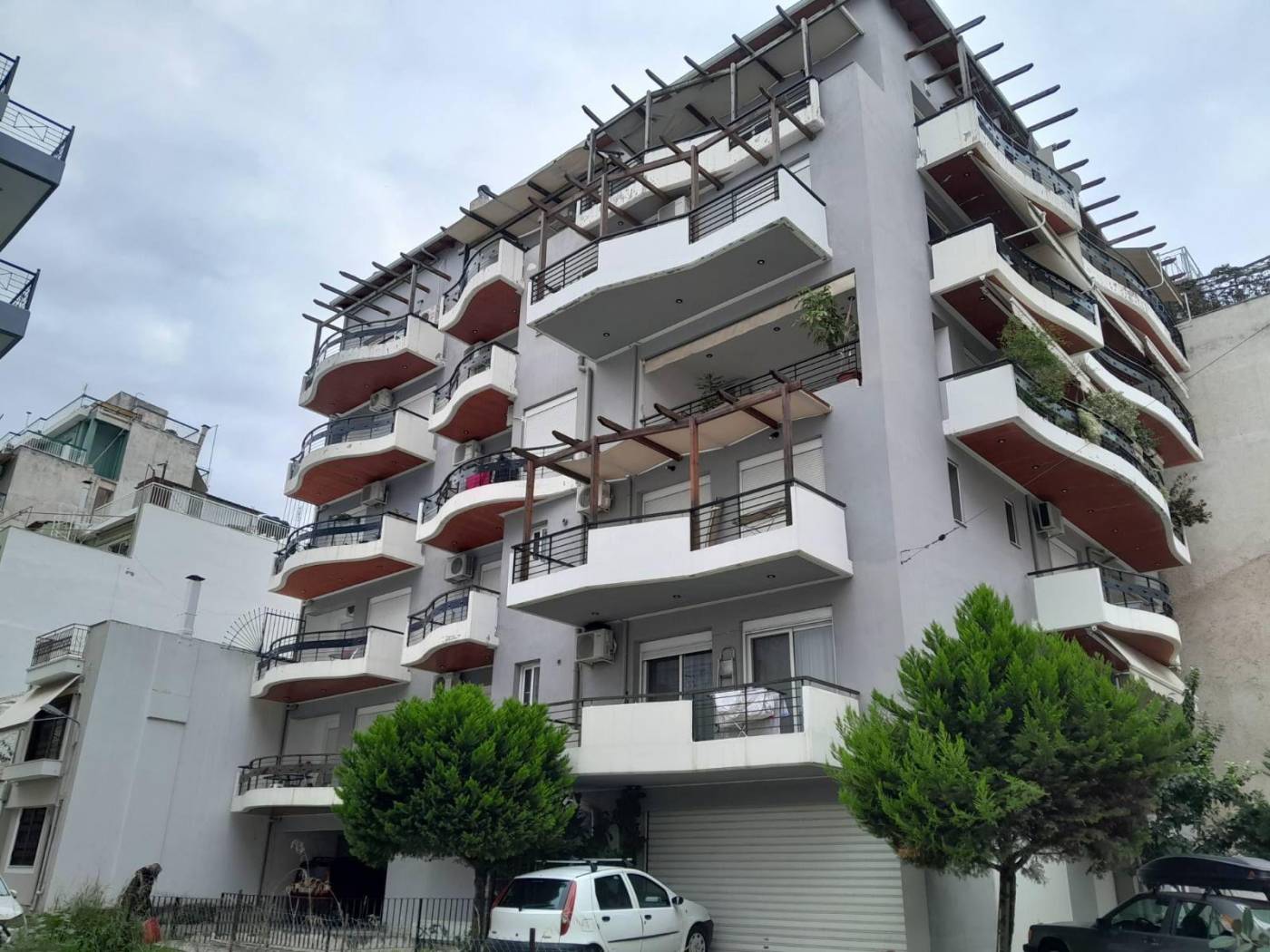 Building for Sale image 2