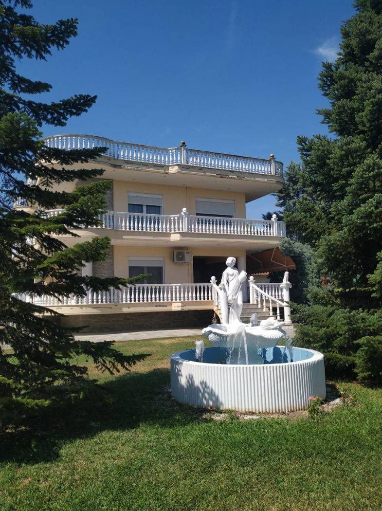 Single family villa Νέος Περιφερειακός Κατερίνης, Center, Katerini