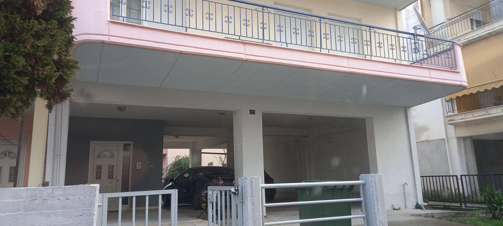 2-room flat Βέμπο Σοφίας, 5, Center, Katerini