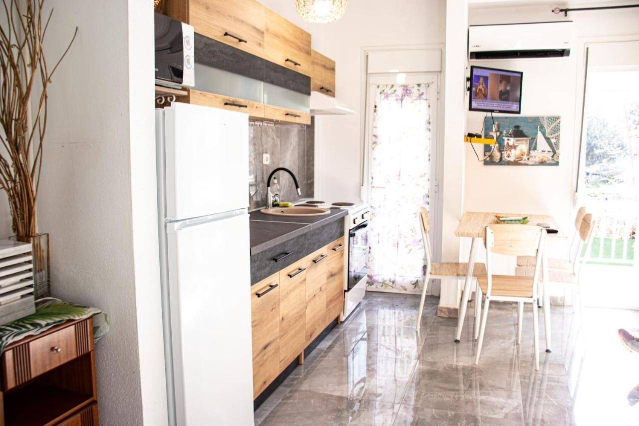 Studio Μελά Παύλου, 3, Center, Paralia