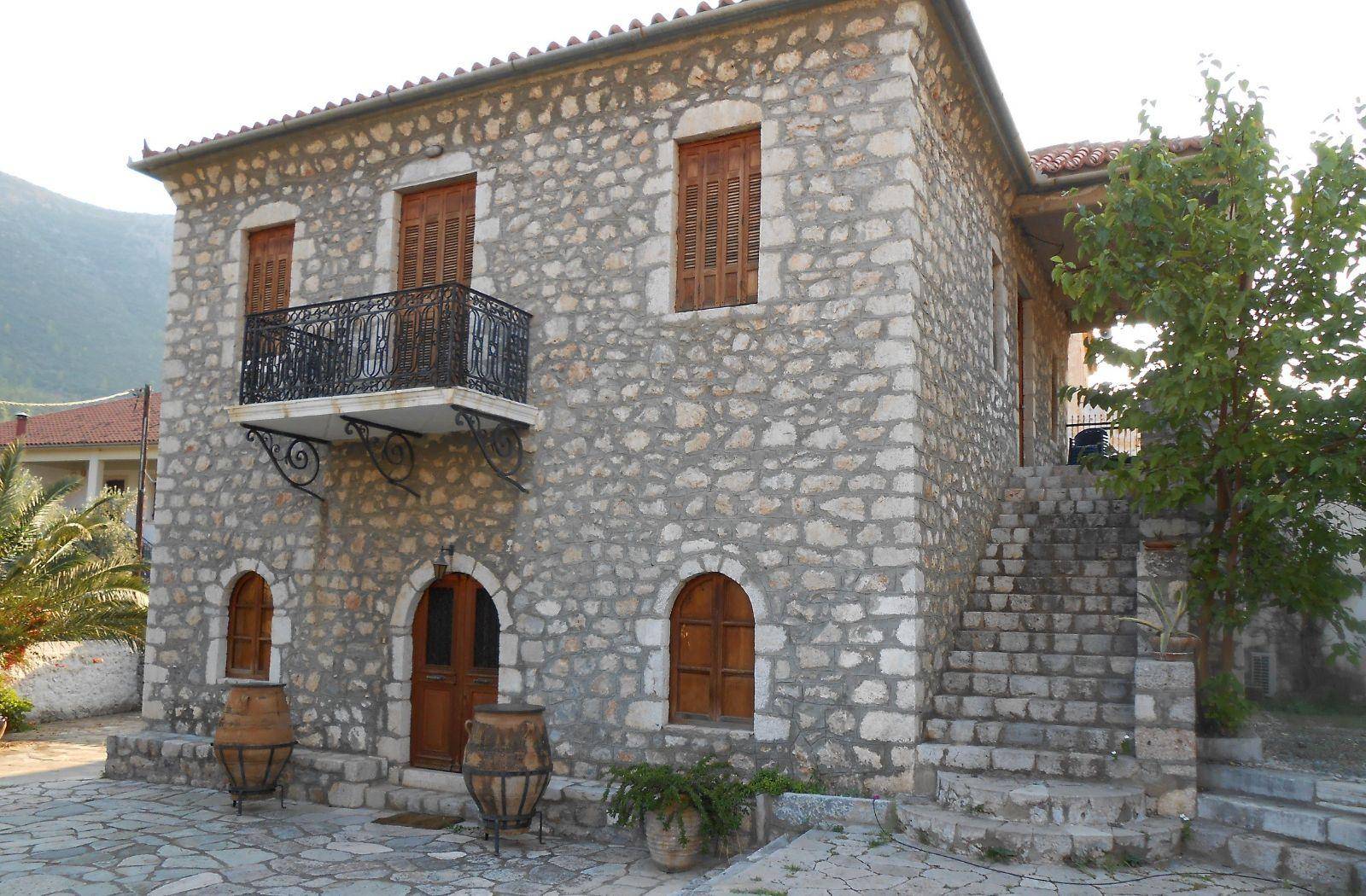 Single family villa Δασκάλου Παναγιώτη Μιχ., Center, Leonidio