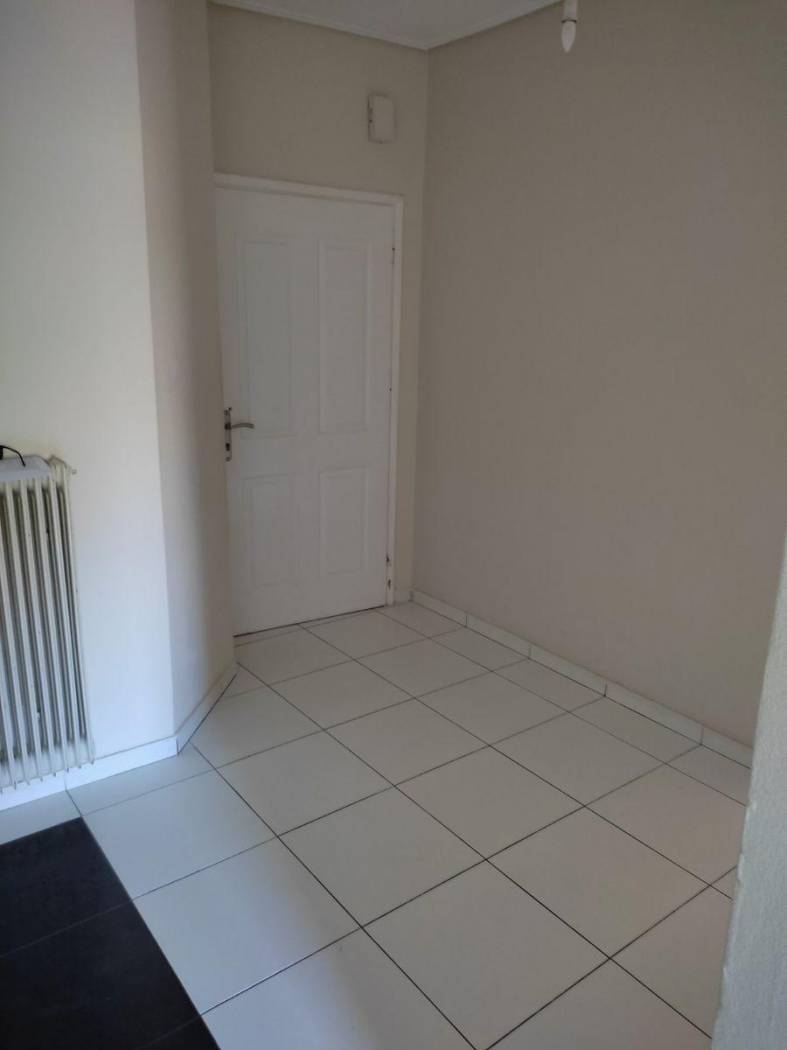 2-room flat Κανάρη Κωνσταντίνου, 19, Center, Trikala