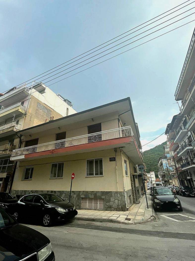3-room flat Σίνη Κοντογούρη, 18, Center, Florina