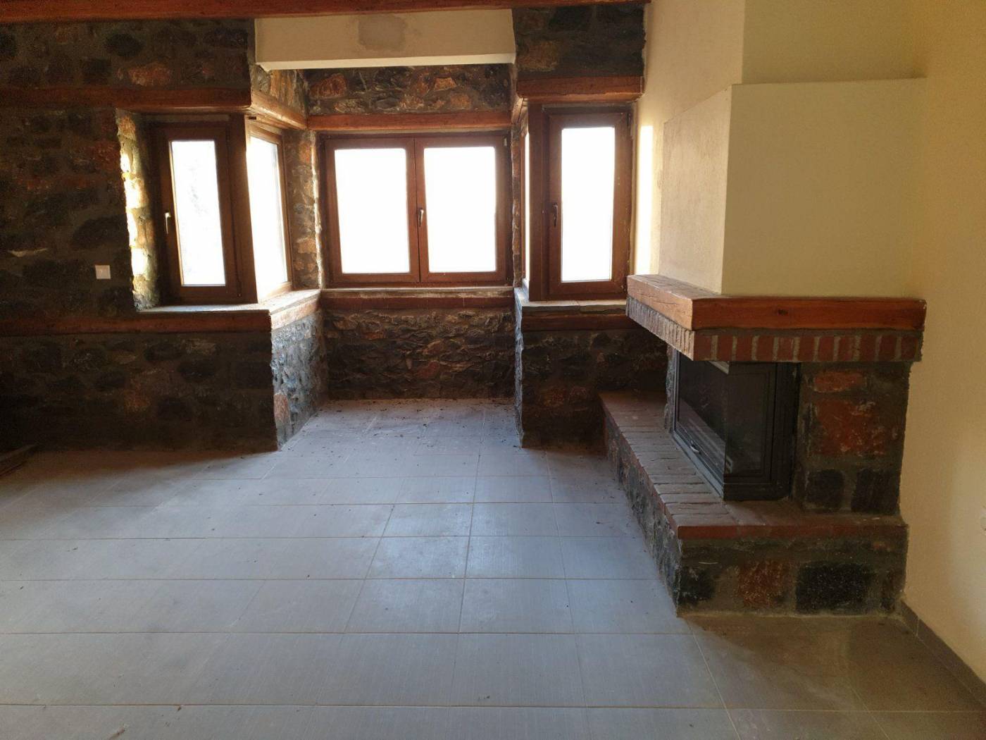 Duplex Μακεδονίας, Agios Athanasios, Vegoritida