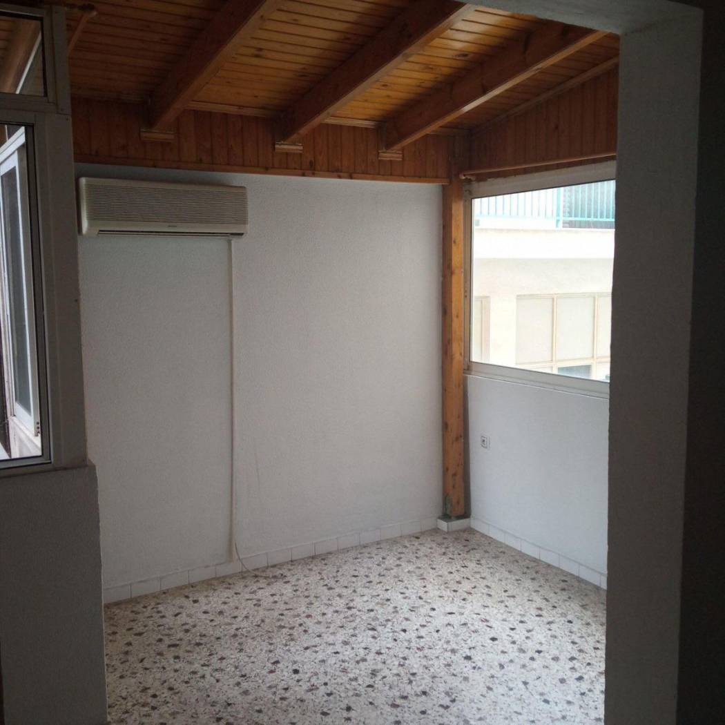 2-room flat Λαμπράκη Γρηγορίου, 71, Aspra Chomata, Nikaia