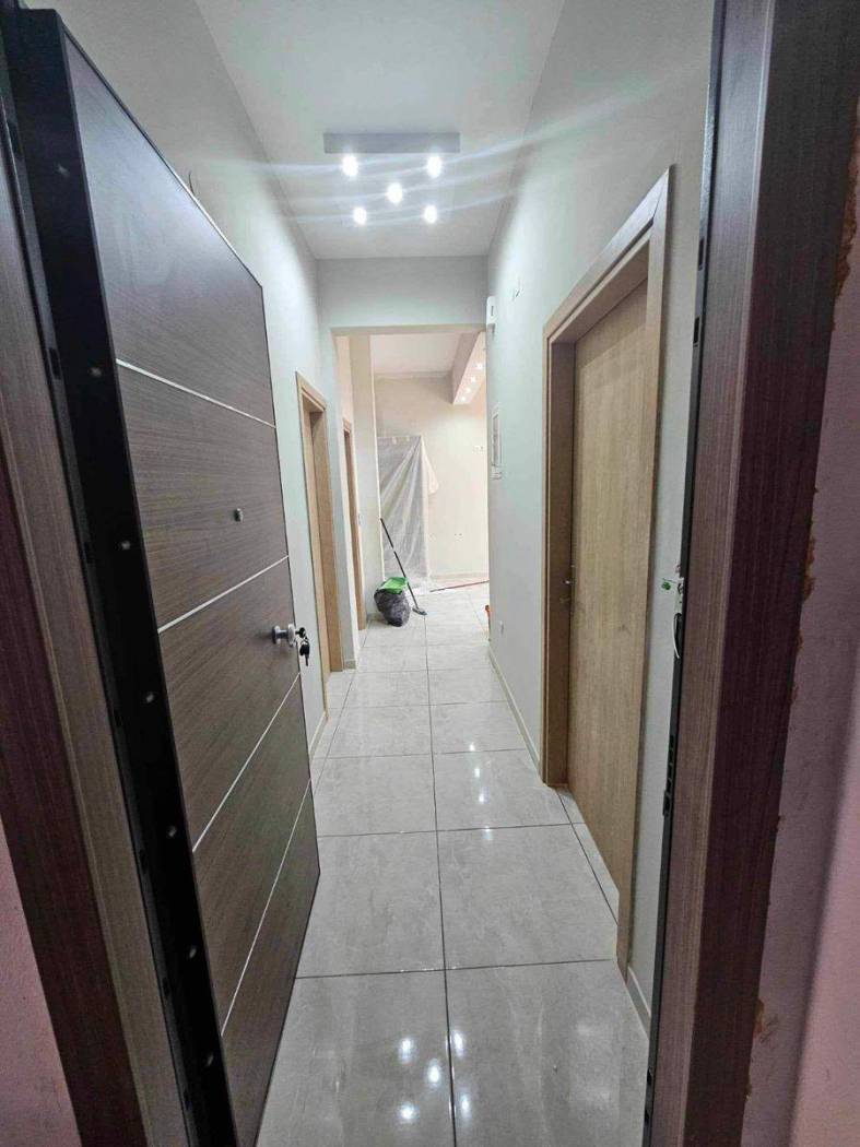 2-room flat Λεωφόρος Σαλαμίνος, 183, Agios Georgios, Keratsini