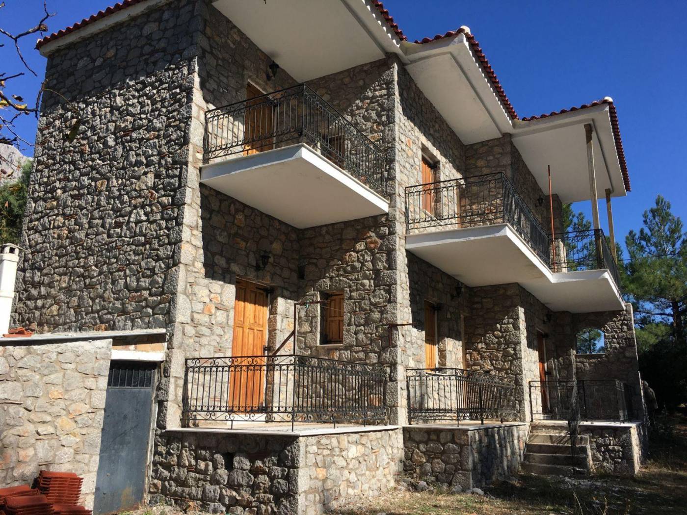 Building for Sale image 2