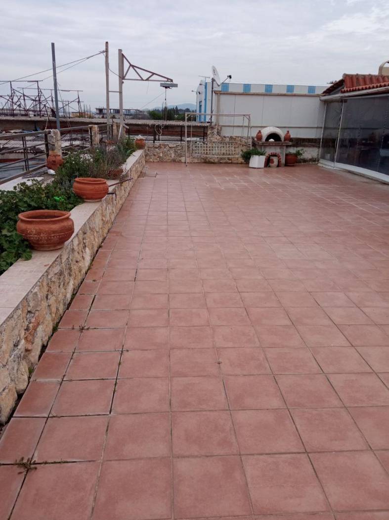 Building for Sale image 2