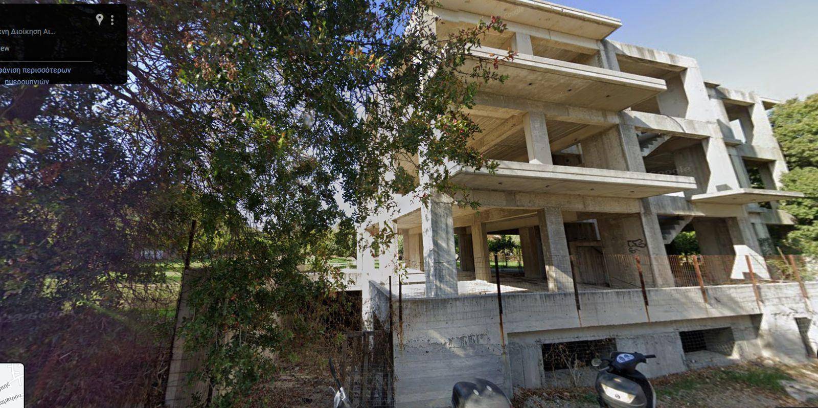 Building for Sale image 2