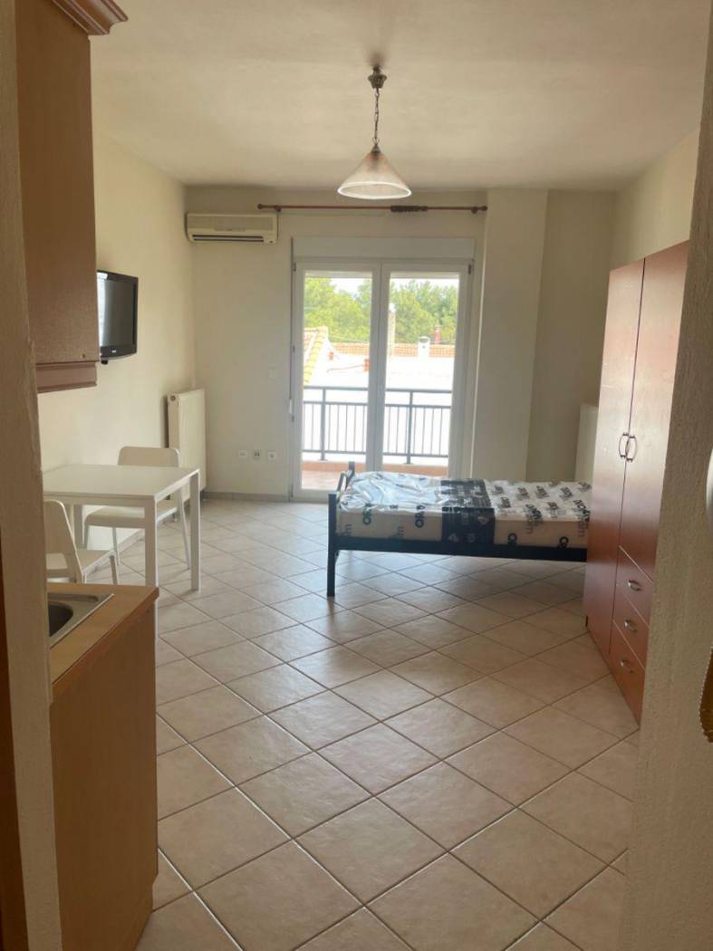 Studio Ζίγκμπουργκ, 51, Center, Orestiada