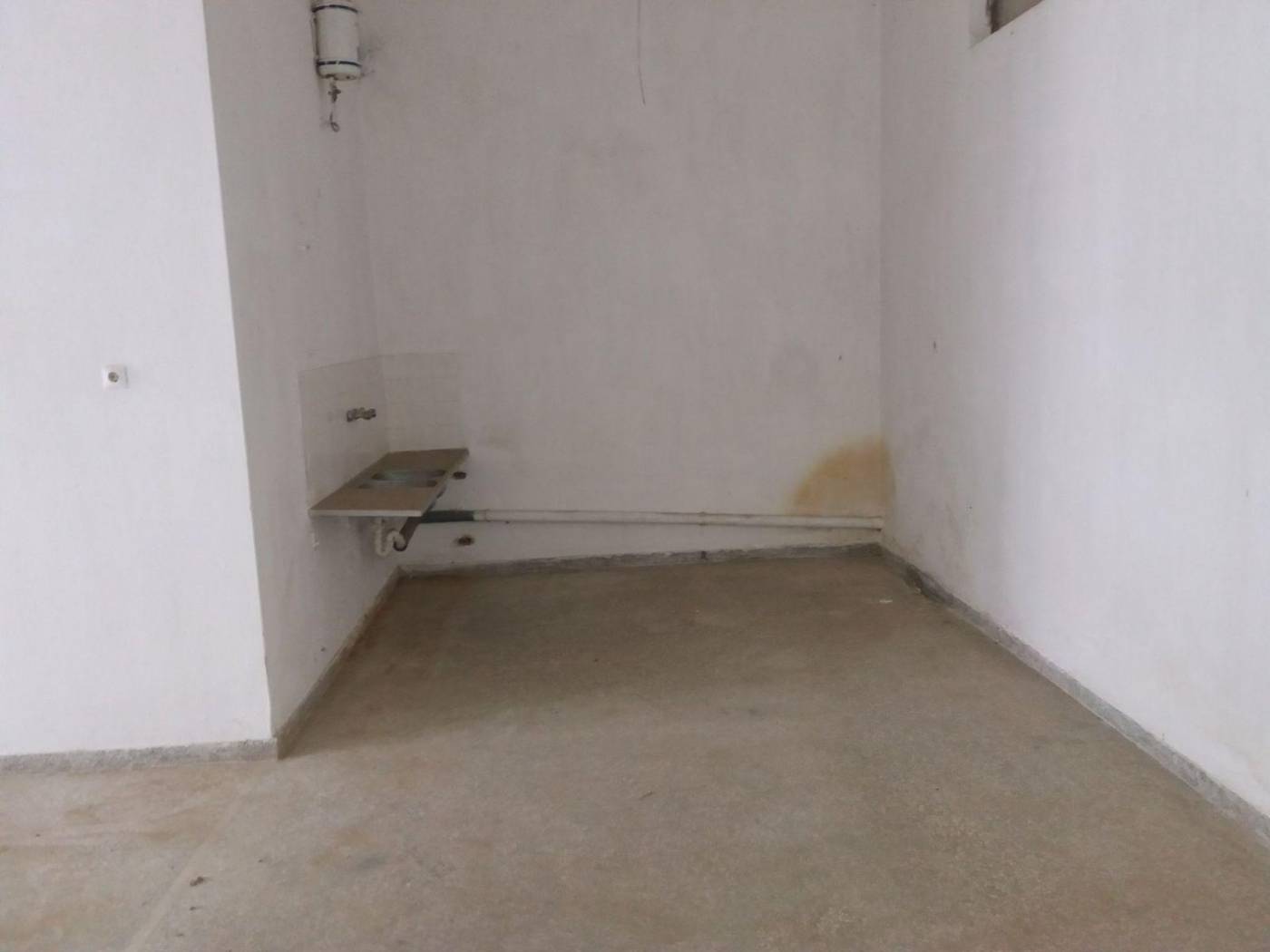 Building for Sale image 2