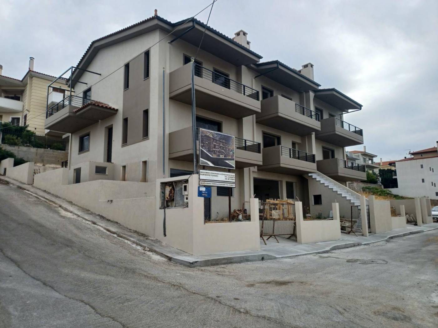 Duplex Υμηττού, Center, Chalkida
