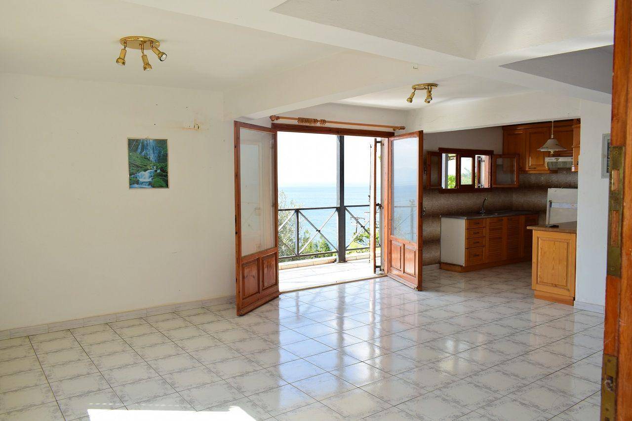 2-room flat Ανεμώνης, Nerotrivia, Messapia