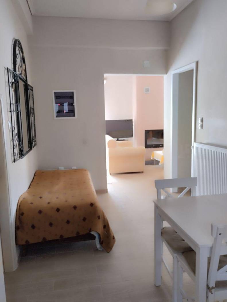 Duplex Αναγεννήσεως, Center, Megalopoli image 2