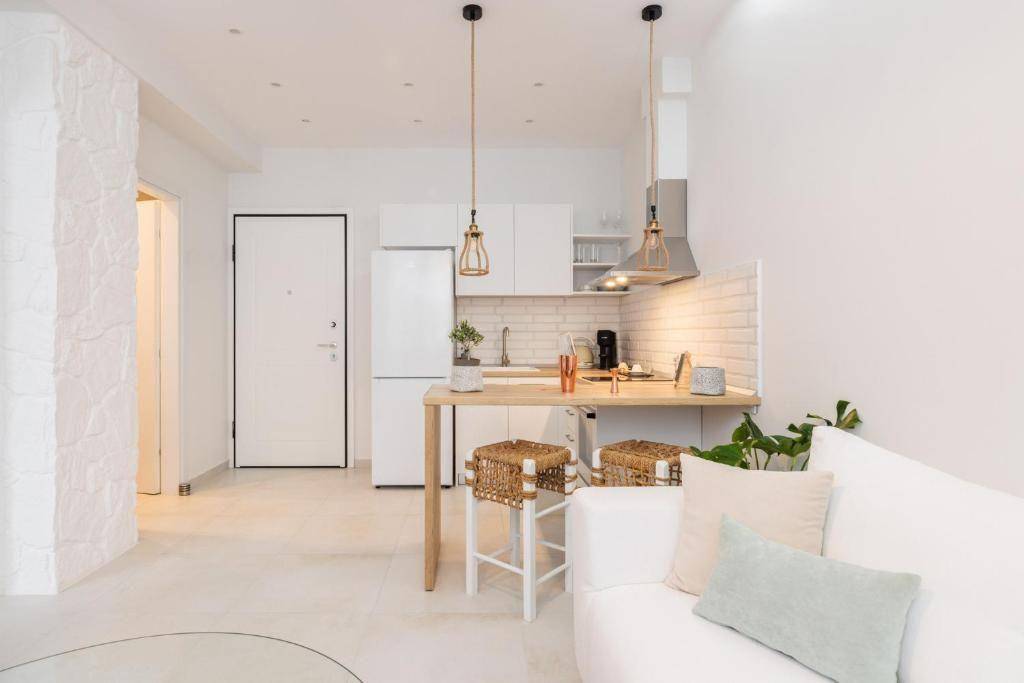 Building for Sale image 2