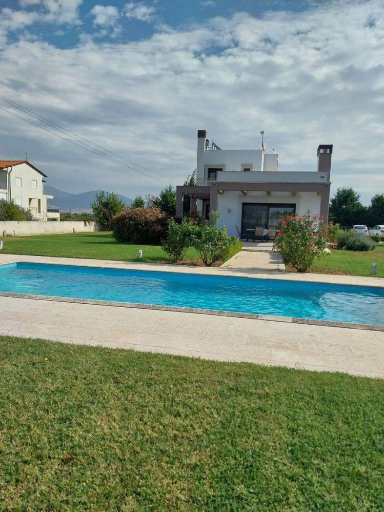 Single family villa Επ. Οδ. 27-Γ. Σχολής Θεσ.-Μηχανιώνα, Center, Mikra