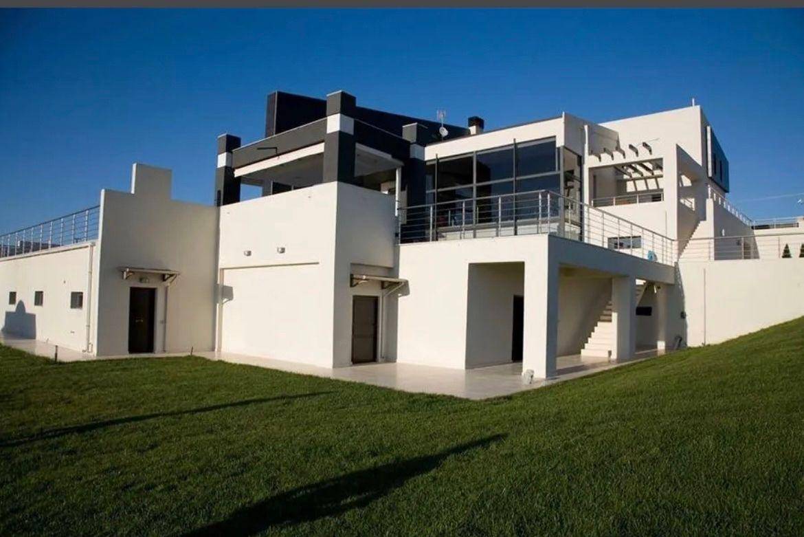 Single family villa Μιαούλη, Plagiari, Mikra