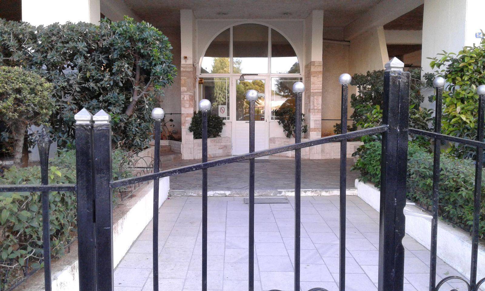 2-room flat Αγίας Ειρήνης, 14, Alsos Veΐkou, Galatsi image 4