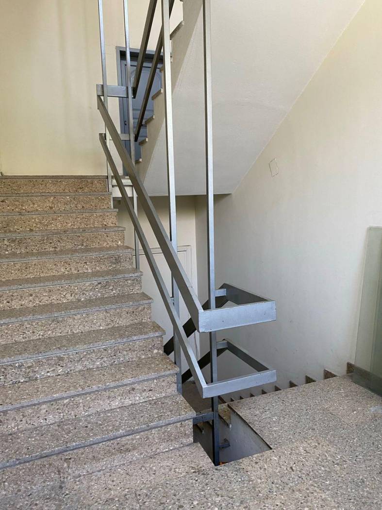 Building for Sale image 2