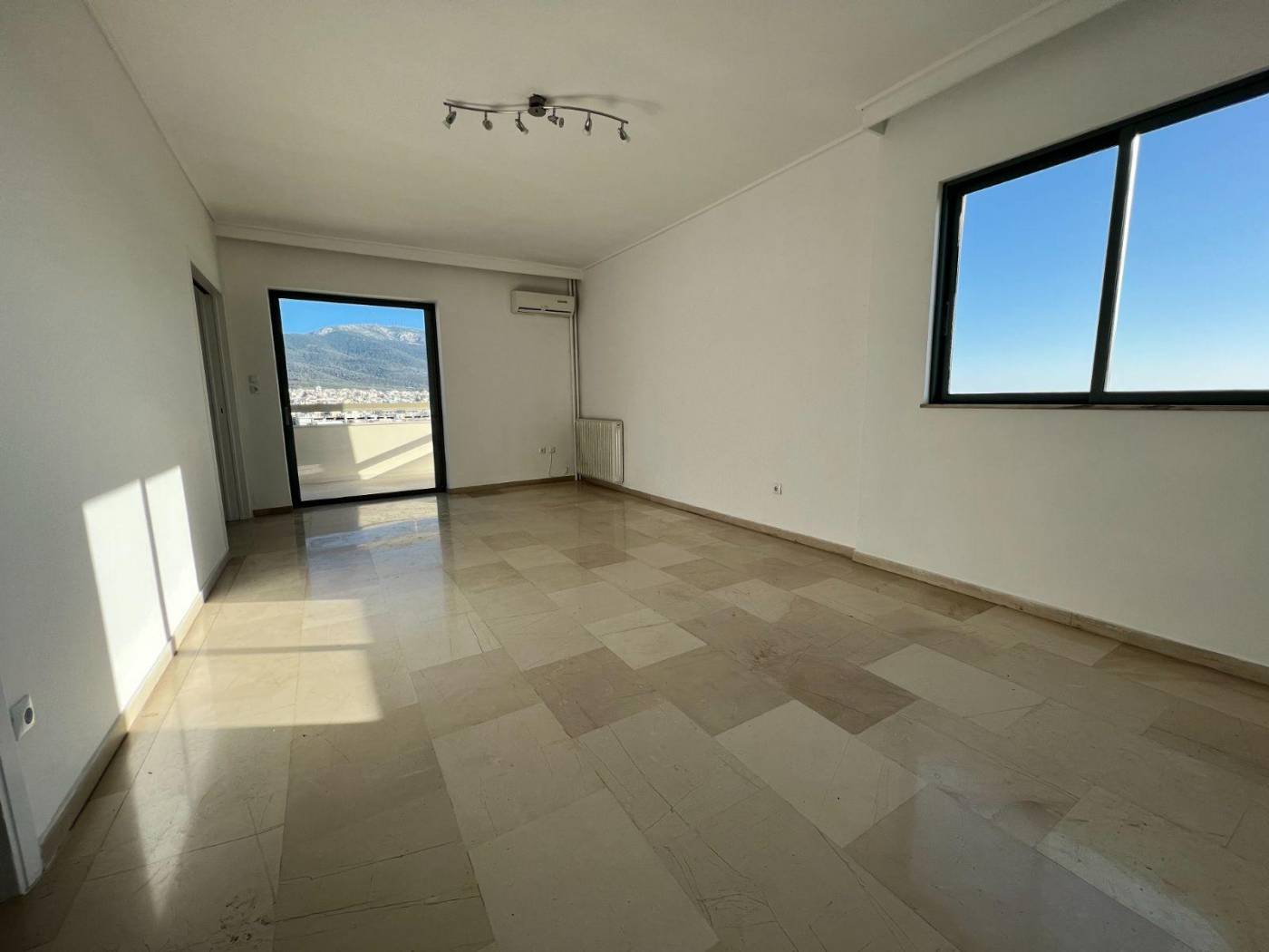 2-room flat Τζαβέλλα, 70, Agios Georgios, Neo Psychiko image 2